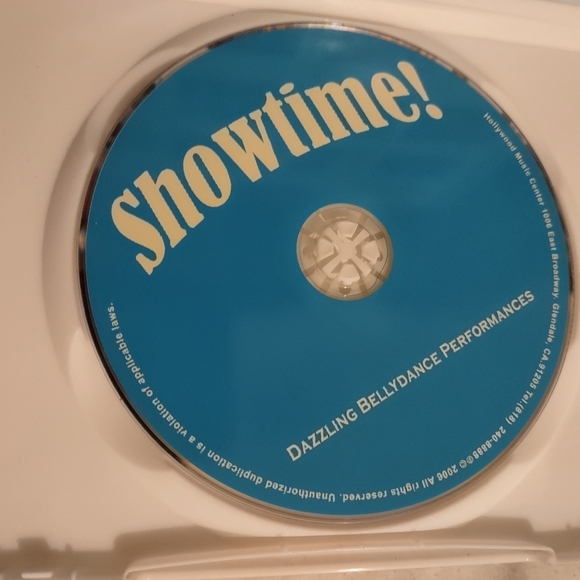 Showtime dazzling belly dance performances DVD - Picture 3 of 3